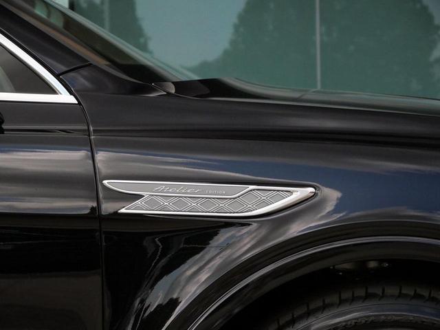 Photo of 2025 Onyx Bentley Bentayga