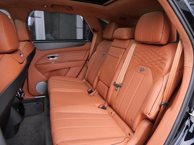 Photo of 2025 Onyx Bentley Bentayga