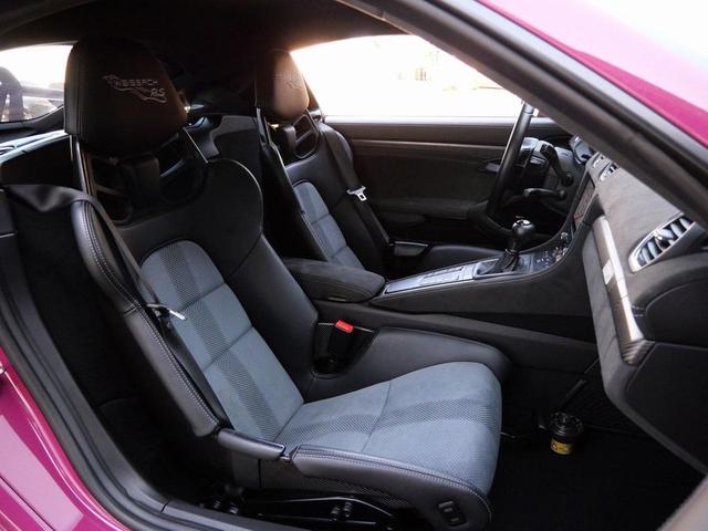 Photo of 2024 Ruby Star Neo Porsche 718 Cayman