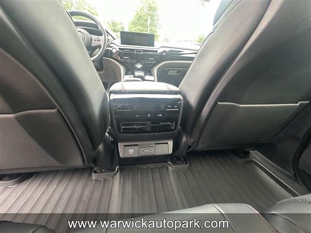 Photo of 2022 Tiger Eye Pearl Acura MDX