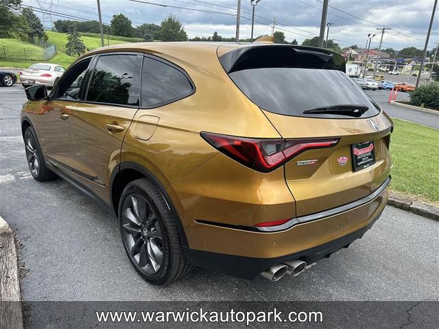 Photo of 2022 Tiger Eye Pearl Acura MDX