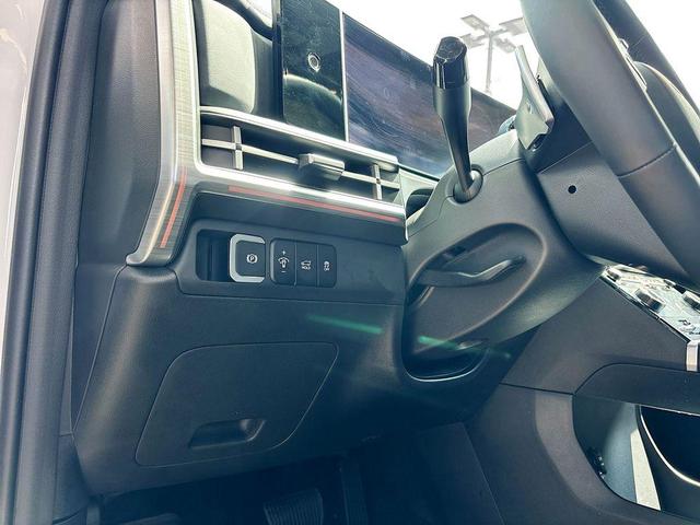 Photo of 2025 Serenity White Hyundai SANTA FE