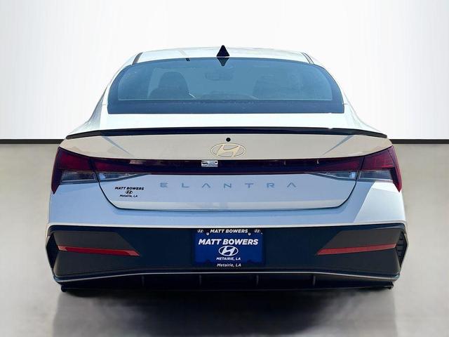 Photo of 2025 Serenity White Hyundai ELANTRA