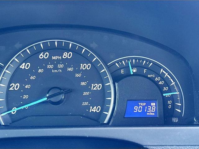 Photo of 2012 Gray Toyota Camry