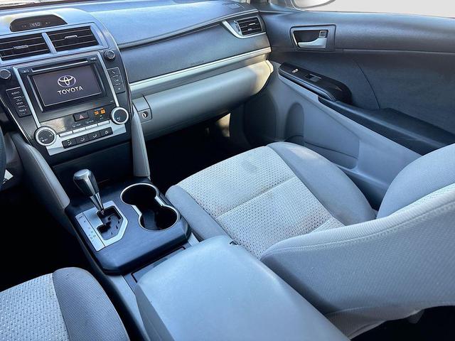 Photo of 2012 Gray Toyota Camry