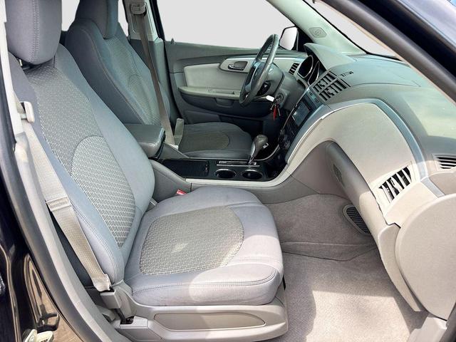 Photo of 2012 Black Granite Metallic Chevrolet Traverse
