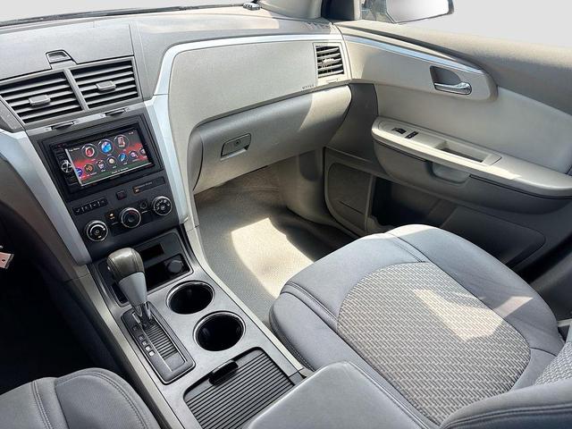 Photo of 2012 Black Granite Metallic Chevrolet Traverse