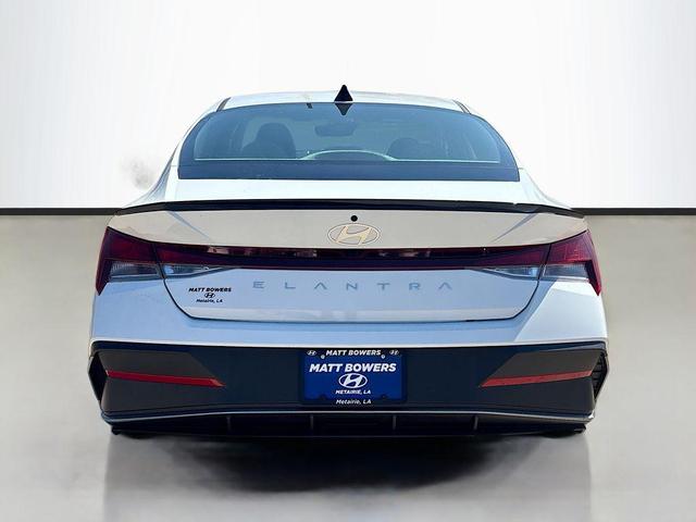 Photo of 2025 Serenity White Hyundai ELANTRA