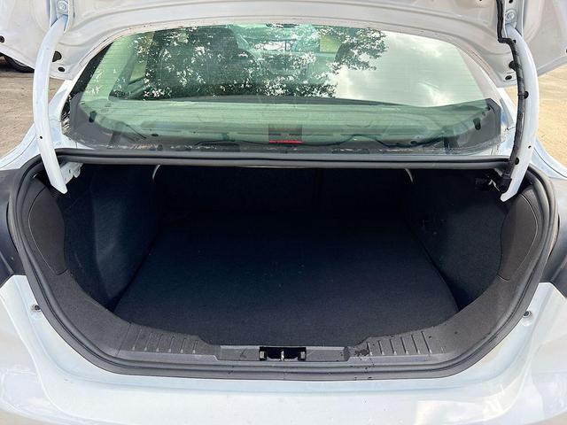 Photo of 2016 Oxford White Ford Focus