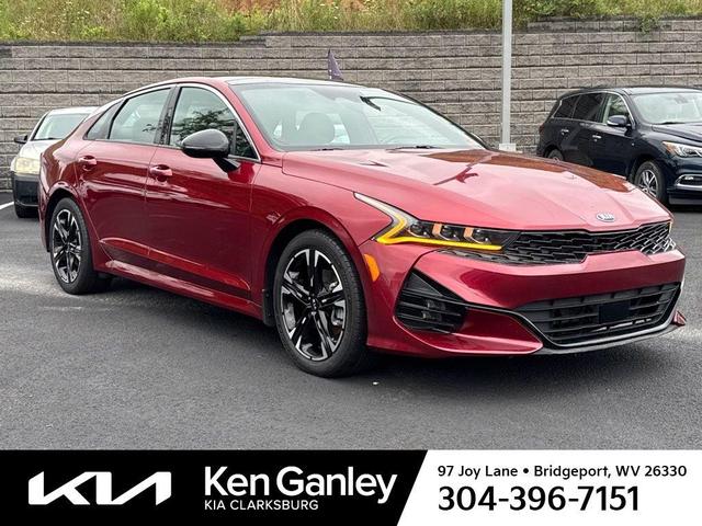 Photo of 2021 Passion Red Kia K5