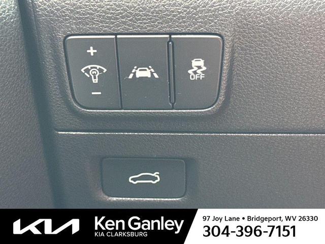 Photo of 2021 Passion Red Kia K5