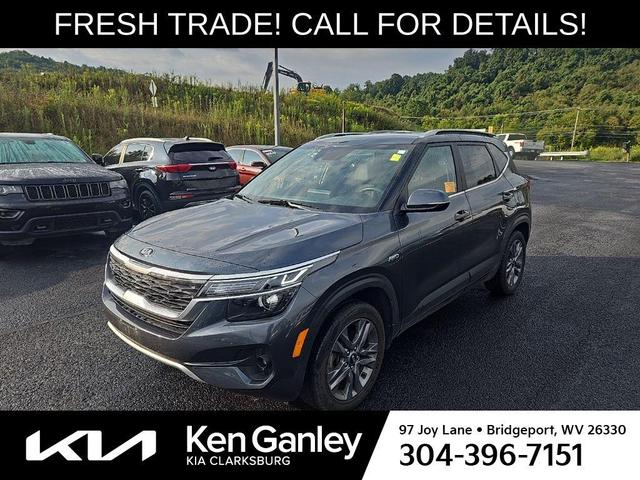 Photo of 2021 Gravity Gray Kia Seltos