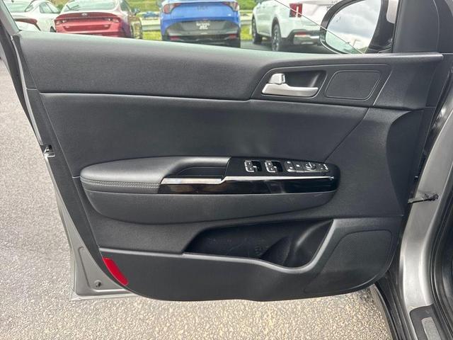 Photo of 2022 Steel Gray Kia Sportage