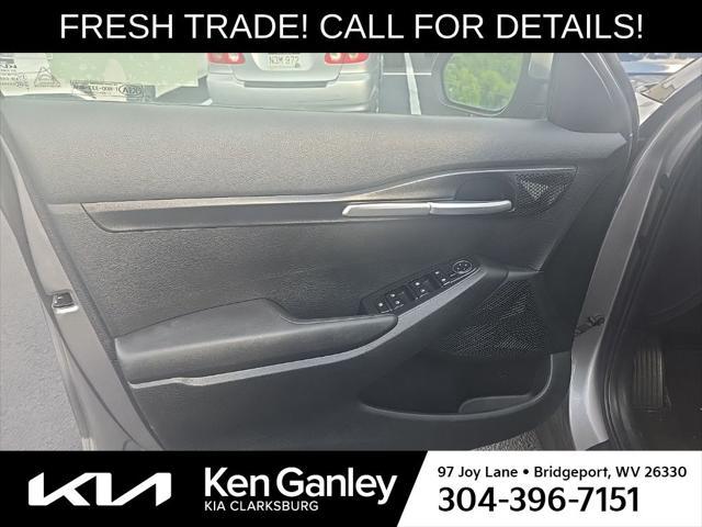 Photo of 2022 Steel Gray Kia Seltos