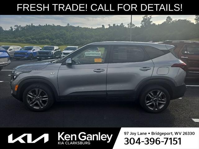 Photo of 2022 Steel Gray Kia Seltos