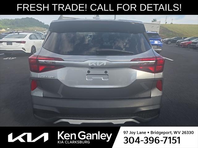 Photo of 2022 Steel Gray Kia Seltos