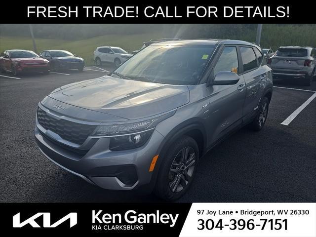 Photo of 2022 Steel Gray Kia Seltos