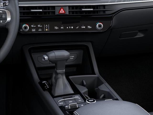 Photo of 2025 Aurora Black Pearl Kia K5