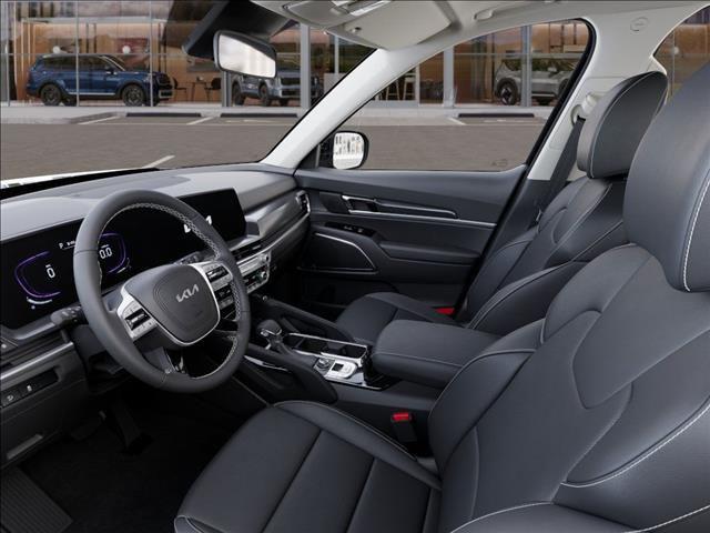 Photo of 2025 Ebony Black Kia Telluride