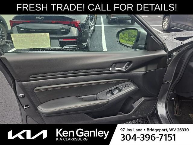 Photo of 2020 Gun Metallic Nissan Altima