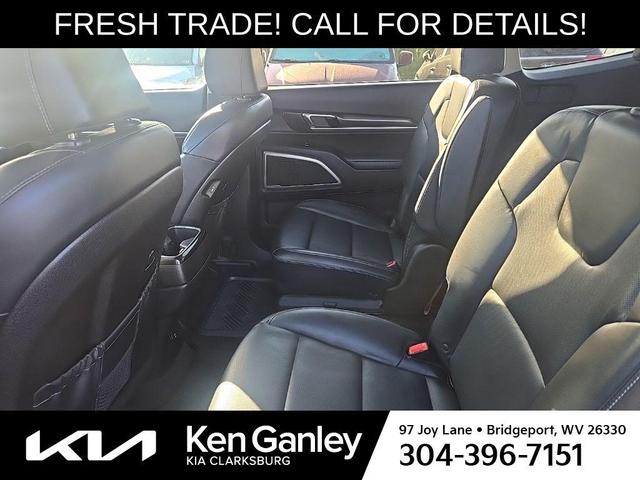 Photo of 2023 Gravity Gray Kia Telluride