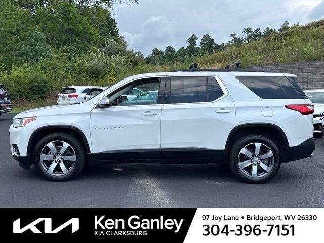 Photo of 2019 Iridescent Pearl Tricoat Chevrolet Traverse