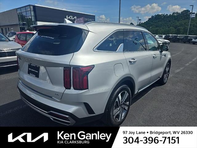 Photo of 2023 Silky Silver Kia Sorento Plug-In Hybrid