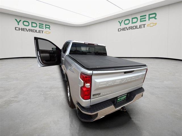 Photo of 2019 Gray Chevrolet Silverado 1500