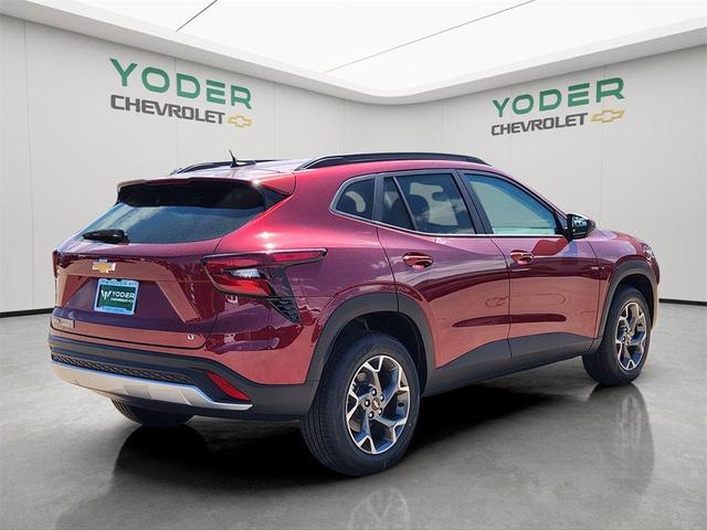 Photo of 2025 Red Chevrolet Trax