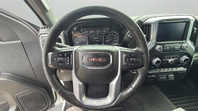 Photo of 2021 White GMC Sierra 1500