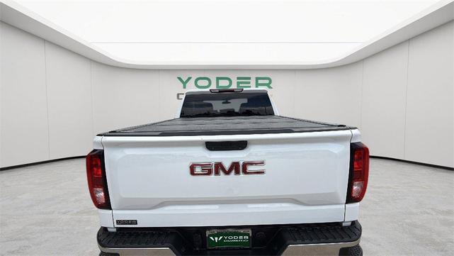 Photo of 2021 White GMC Sierra 1500