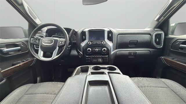 Photo of 2021 White GMC Sierra 1500