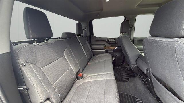 Photo of 2021 White GMC Sierra 1500