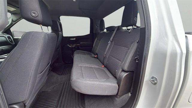 Photo of 2021 White GMC Sierra 1500
