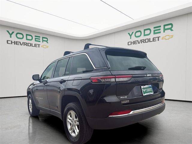 Photo of 2023 Black Jeep Grand Cherokee