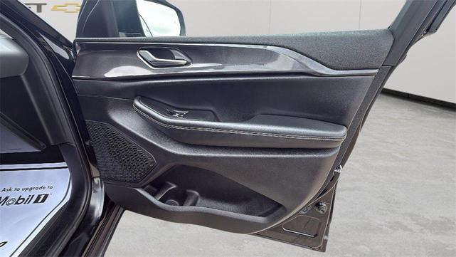 Photo of 2023 Black Jeep Grand Cherokee