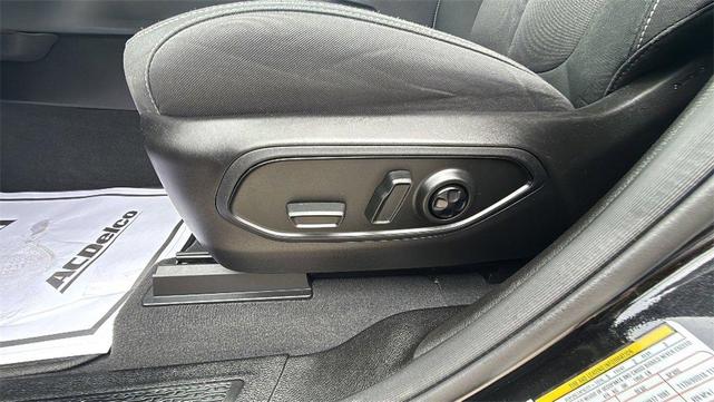 Photo of 2023 Black Jeep Grand Cherokee