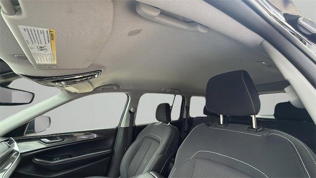 Photo of 2023 Black Jeep Grand Cherokee