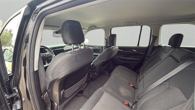 Photo of 2023 Black Jeep Grand Cherokee