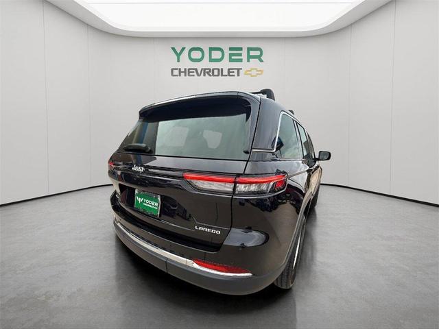 Photo of 2023 Black Jeep Grand Cherokee