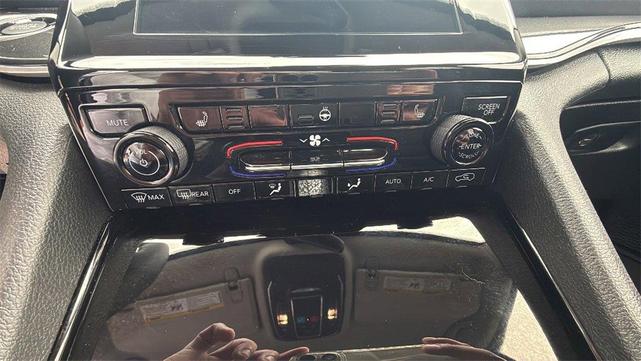 Photo of 2023 Black Jeep Grand Cherokee