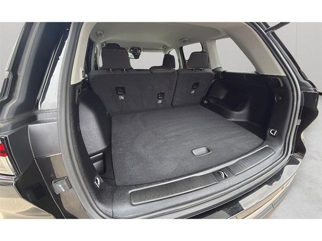 Photo of 2023 Black Jeep Grand Cherokee
