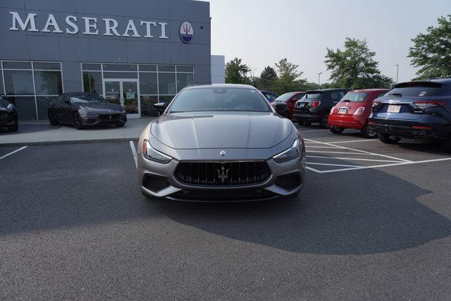 Photo of 2022 Grigio Metallic Maserati Ghibli