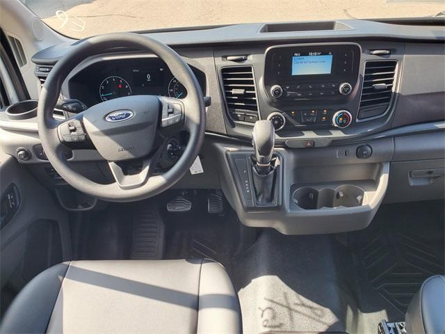 Photo of 2025 Oxford White Ford Transit-250