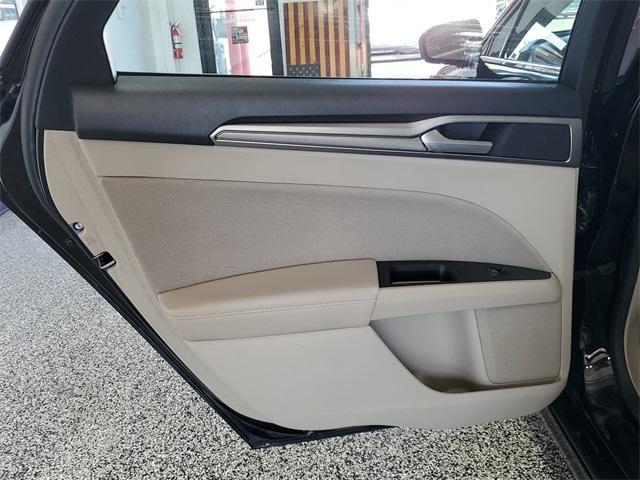 Photo of 2019 Agate Black Ford Fusion Hybrid