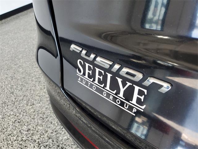 Photo of 2019 Agate Black Ford Fusion Hybrid