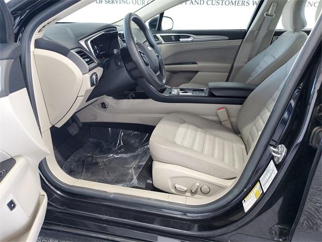 Photo of 2019 Agate Black Ford Fusion Hybrid