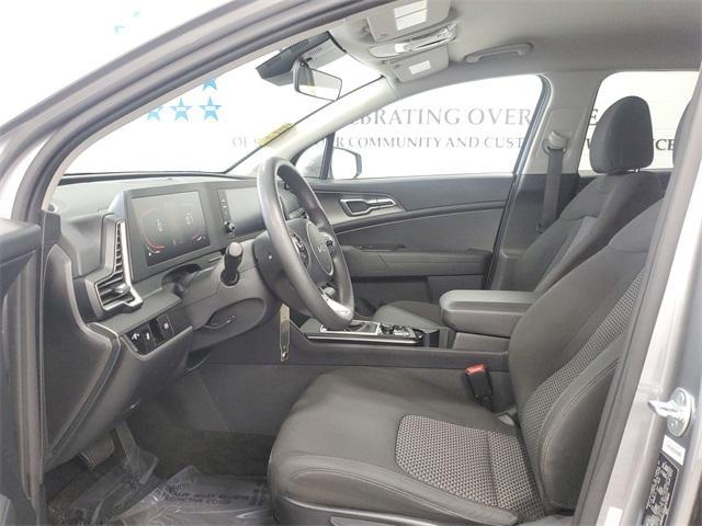 Photo of 2024 Steel Gray Kia Sportage
