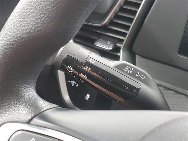 Photo of 2024 Steel Gray Kia Sportage