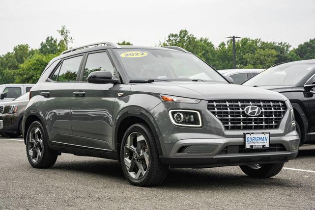 Photo of 2022 Galactic Gray Hyundai VENUE